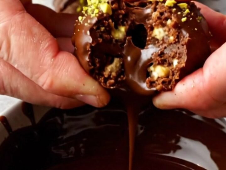 No-bake chocolate banana biscuit bites arranged on parchment paper