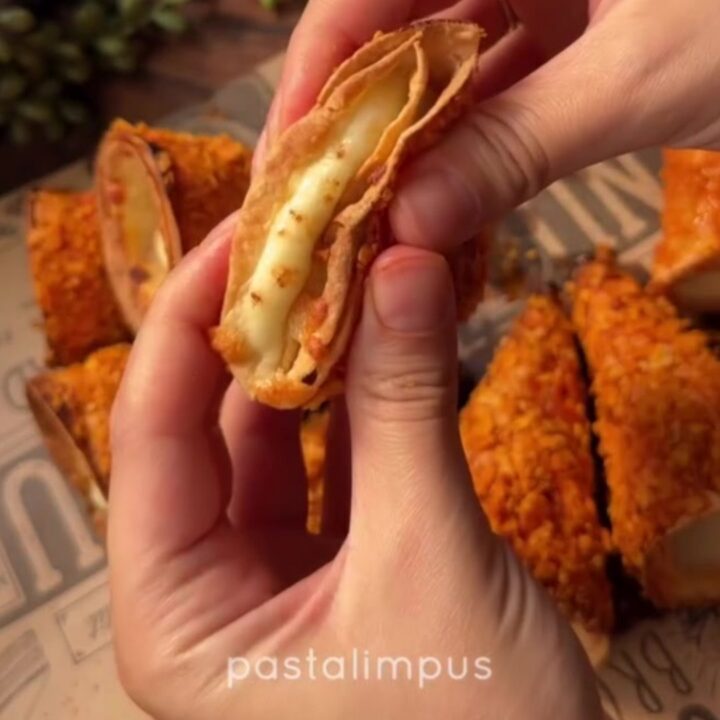 Crispy Doritos-crusted beef cones with melted cheese pull