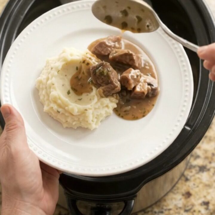 Slow cooker sirloin steak tips with broccoli and mushrooms in gravy