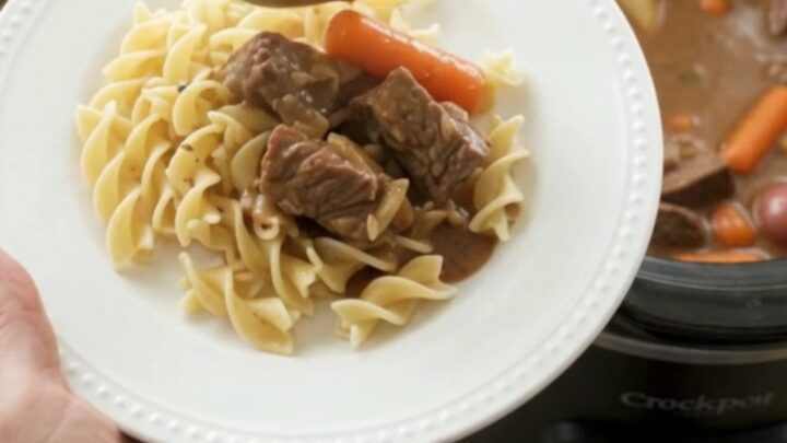 Slow-cooker sirloin tips with carrots and potatoes in sour cream gravy