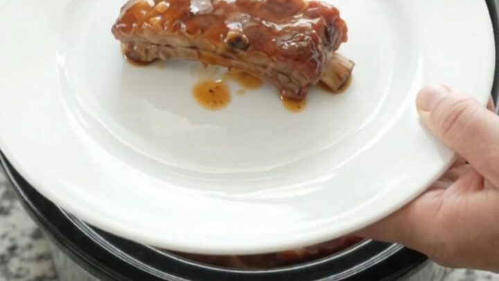 Glazed root beer BBQ pork ribs in a slow cooker