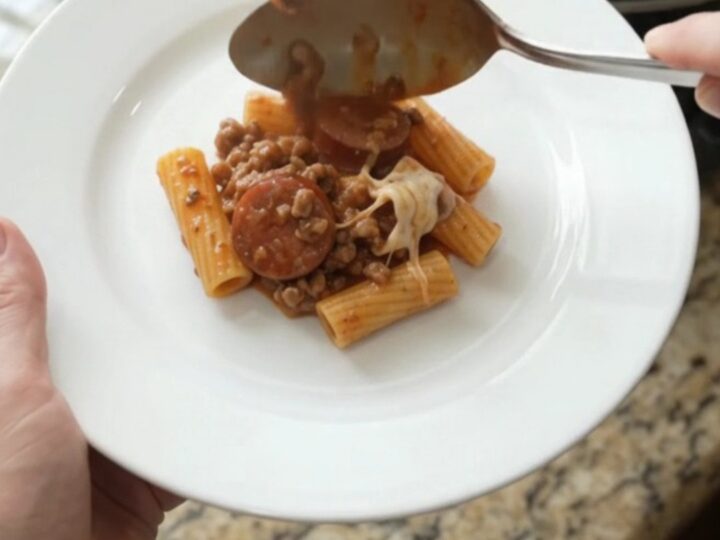 Slow cooker kielbasa rigatoni with melted mozzarella and creamy tomato sauce
