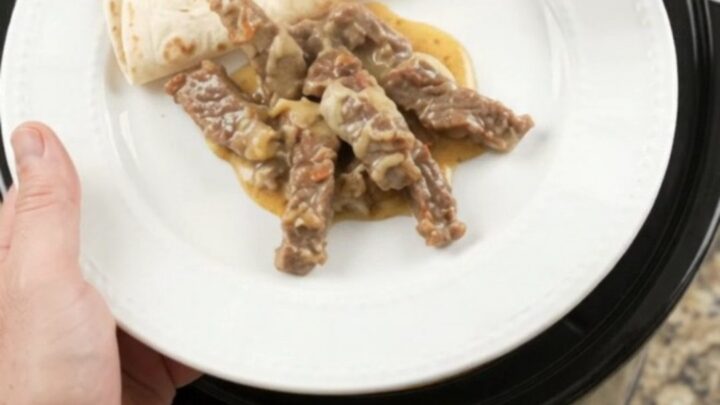 Slow-cooker skirt steak in creamy tomato-jalapeño sauce with melted cheese