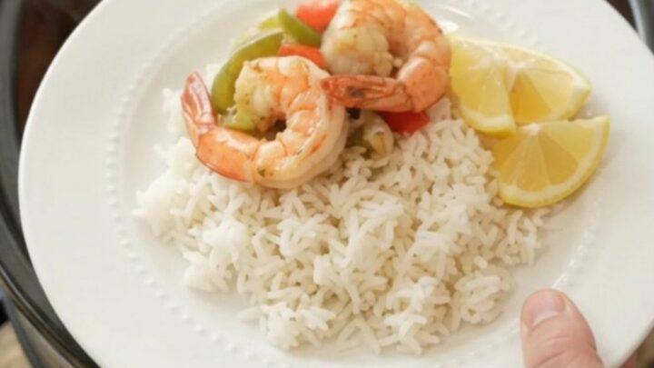 Crockpot chili lime butter snow crab and shrimp with bell peppers and onions