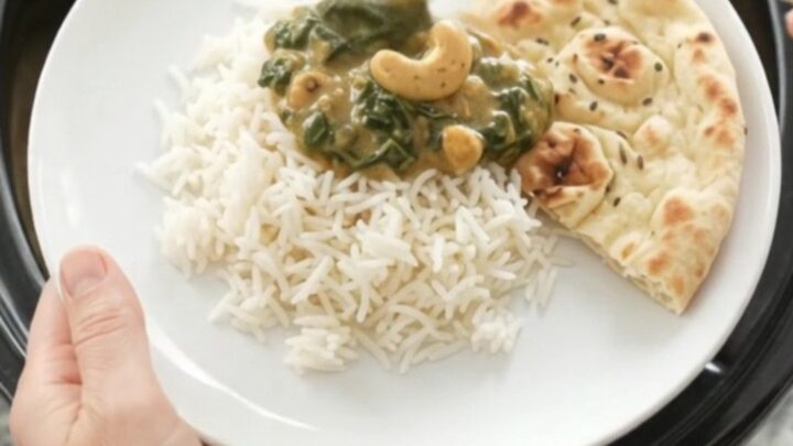 Slow cooker saag chicken with creamy cashew sauce and spinach