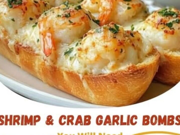 Toasted Italian bread portions stuffed with plump shrimp, crab, and melted golden mozzarella cheese, garnished with parsley